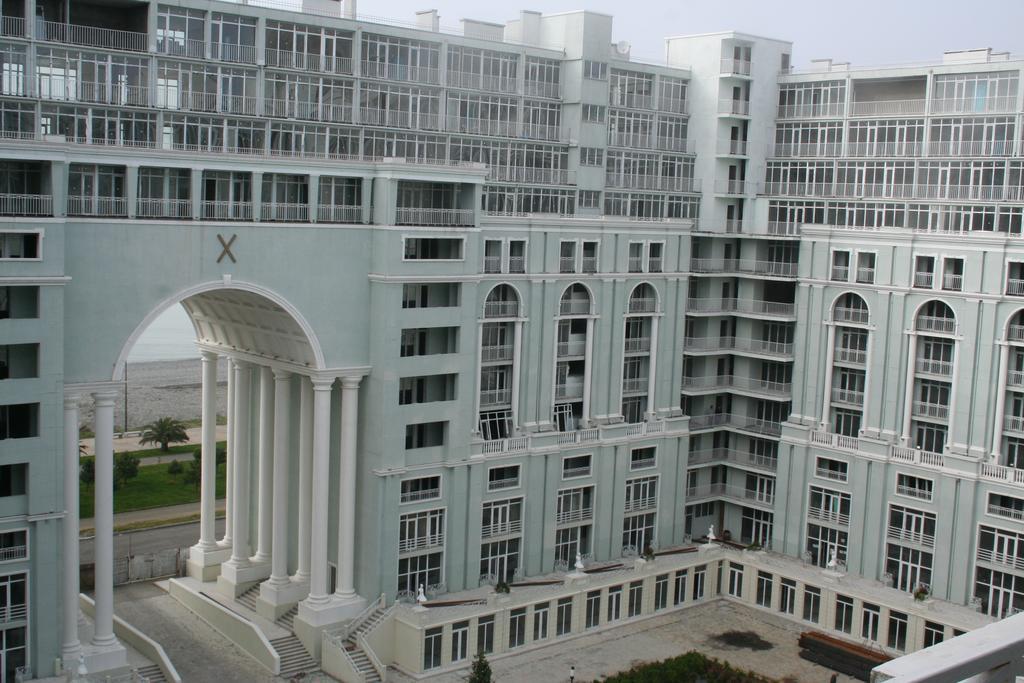 Apartment Miracle Batumi Exterior foto